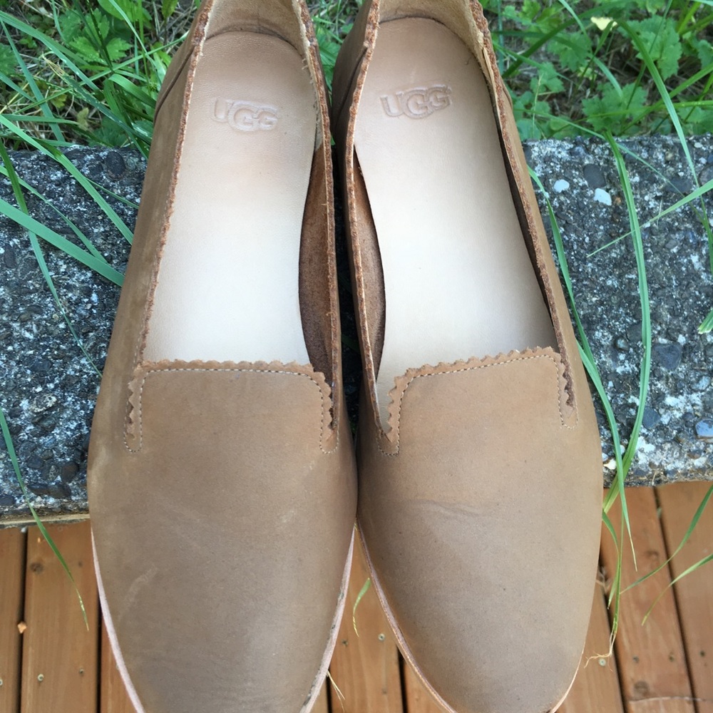 UGG Vista slip-on